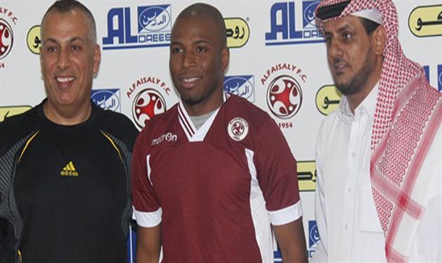 خليل بن عطية